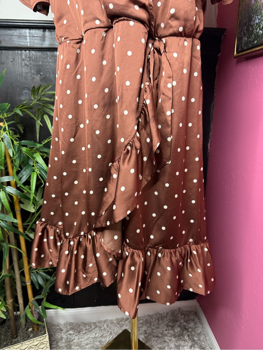 TORRID V-Neck Satin Wrap Style Dress Polka Dot Brown & White Sz 1 - Picture 5 of 11